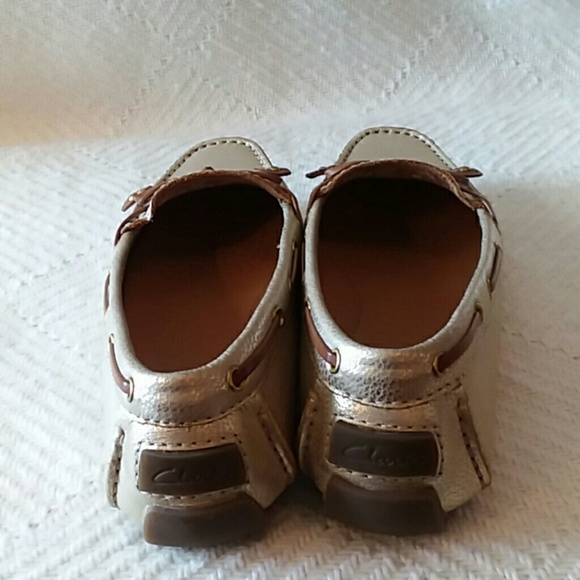 Clark's Dunbar Racer driving loafer  gold - Picture 3 of 7